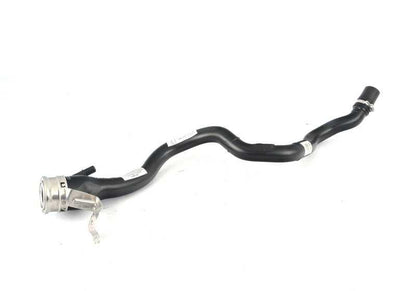 Tubo de llenado de combustible OEM 16117270992 para BMW F80, F32, F33, F36, F82, F83. Original BMW.
