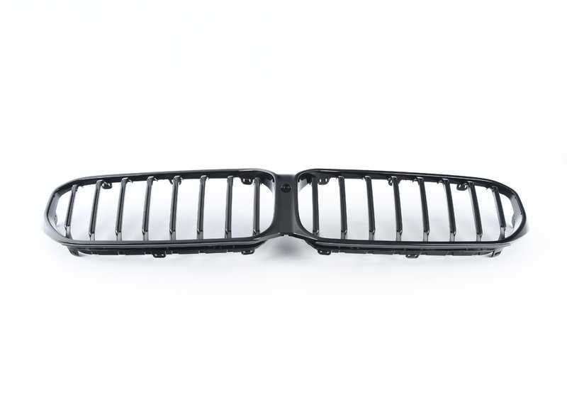 Linea ombra anteriore OEM 51129852169 per BMW G30 (518d, 520D e 520D XDRive). Compatibile con i modelli 5er G30 dal 07/2020 al 06/2023. BMW originale.
