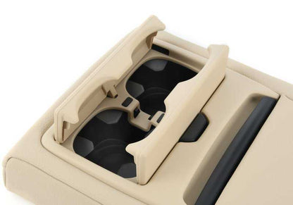 Reposabrazos central de cuero OEM 52207384846 en color beige para BMW F45, F48. Original BMW.