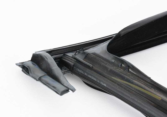 Guida alla porta anteriore cristallina OEM 51337393425 per BMW X3 G01 e X3 M F97. BMW originale.