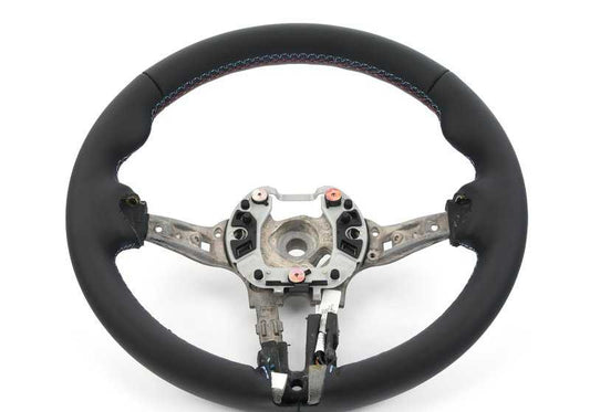 Volante de couro M Sport para BMW F87, F87N Série 2, F80, F80N Série 3, F82, F82N, F83, F83N Série 4 (OEM 32307847607). BMW original