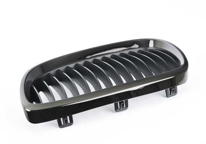 Rejilla embellecedora cromada negra izquierda OEM 51137979349 para BMW E90, E91, E92, E93. Original BMW.