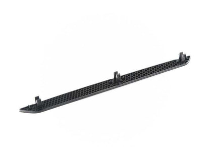 Embellecedor de entrada delantero OEM 51477357055 para BMW F15. Original BMW.