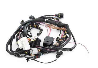 Cavo di riparazione a destra OEM Parte frontale 61119182516 per BMW E90 316i (N45/N43), 318D (M47). Compatibile con i modelli realizzati tra il 2005 e il 2008. BMW originale.