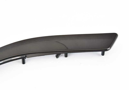 Moldura decorativa delantera derecha negro cromado OEM 51418063550 para BMW F82 y F83 (incluye M4, M4 CS, M4 GTS). Original BMW.