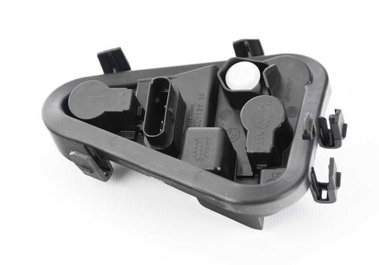 Porta lámparas luz trasera derecha OEM 63217313048 para BMW Serie 3 F31 (316d, 316i) años 2012-2015. Original BMW.