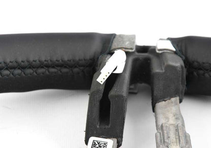 Volante deportivo M en cuero OEM 32307851518 para BMW F45, F46, F48, F39. Compatible con motores diésel y gasolina. Ideal para mejorar estética y agarre. Original BMW.
