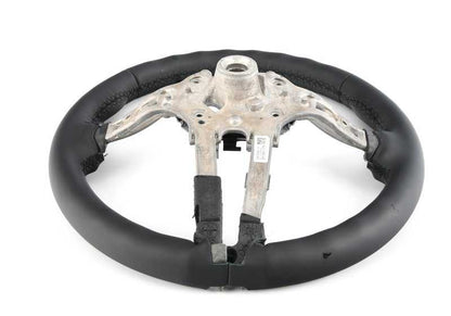Volante deportivo M en cuero OEM 32307851518 para BMW F45, F46, F48, F39. Compatible con motores diésel y gasolina. Ideal para mejorar estética y agarre. Original BMW.