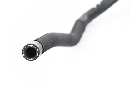 Tubo de ventilación OEM 17122284283 para BMW F10, F06, F12, F13. Original BMW.