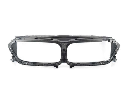 Upper air guide for BMW 5 Series F90 (OEM 51748069817). Original BMW