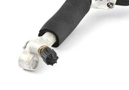 Tubo de sucção de evaporador para compressor OEM 64538377633 para BMW E36. Conduz o líquido de arrefecimento do ar condicionado. BMW original.