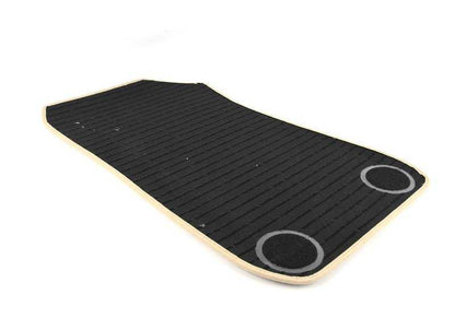 Alfombrillas de moqueta beige OEM 51477316602 para BMW E92 y E92N Coupé y M3 con xDrive. Juego completo para delante y detrás. Original BMW.
