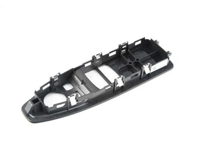 Marco interruptor elevalunas lado conductor OEM 51417324672 para BMW F32, F33, F82. Original BMW.