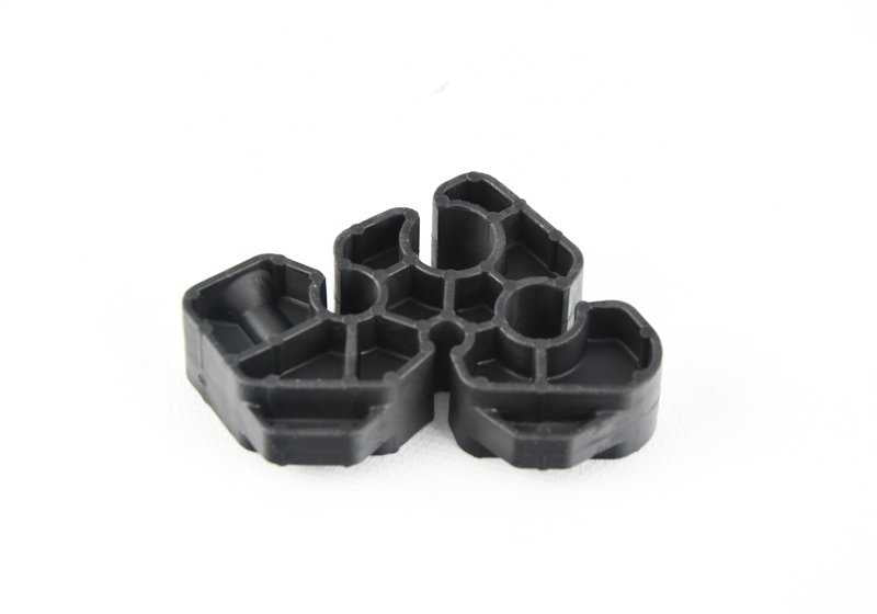Separador OEM 16127202597 para BMW Serie 7 F01 {730d, 730i, 740d}. Compatible con modelos desde 2008 a 2015. Pieza original BMW.