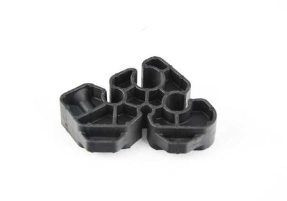 Separador OEM 16127202597 para BMW Serie 7 F01 {730d, 730i, 740d}. Compatible con modelos desde 2008 a 2015. Pieza original BMW.