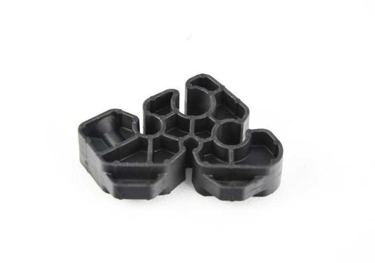 Separador OEM 16127202597 para BMW Serie 7 F01 {730d, 730i, 740d}. Compatible con modelos desde 2008 a 2015. Pieza original BMW.