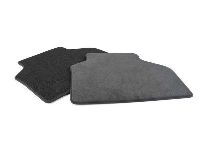 Alfombrillas originales OEM 51477353699 para BMW F07 (Serie 5 GT).