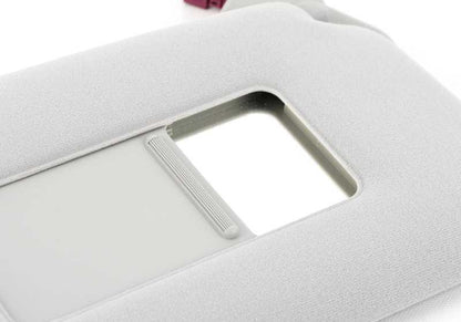 Visera para Maquillaje con Luz derecha para BMW Serie 5 E39, Serie 7 E38 (OEM 51168237108). Original BMW
