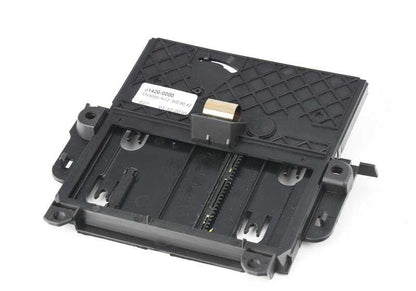 Embellecedor frontal OEM 51167059917 para BMW E60, E60N, E61, E61N. Pieza original BMW ideal para la zona delantera de la consola central.