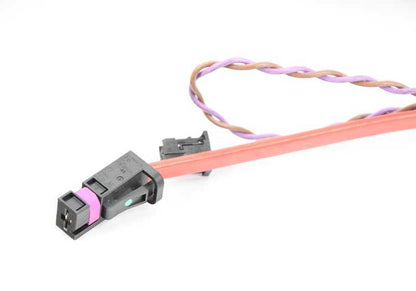 Cable de batería positivo bajo suelo OEM 61129348288 para BMW F10, F10N, F11, F11N, F06. Original BMW.