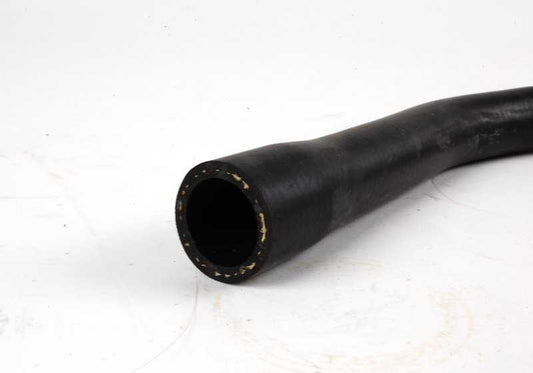 Manguera de retorno OEM 11531744054 para BMW E39 y E38 (520i con motor M52, manual y automático). Original BMW.