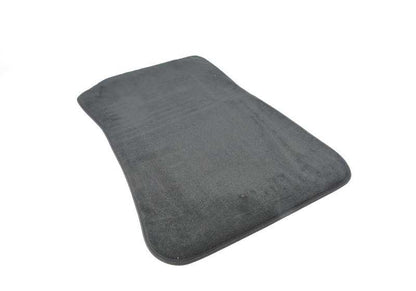 Juego de alfombrillas de terciopelo OEM 51477316500 para BMW E88. Original BMW.