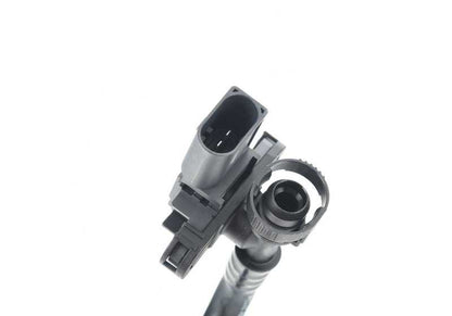 Válvula de ventilação do tanque com tubo para BMW F22, F23, F87, F87N, F30, F34, F32, F33, F36, F07, F10, F06, F12, F13, F01N, F02N, F25, F26, E70N, F15, E71, F16 (OEM 13907636156). BMW originais.