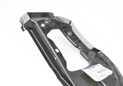 Revestimiento interior del pilar D derecho OEM 41218216088 para BMW E39. Original BMW.