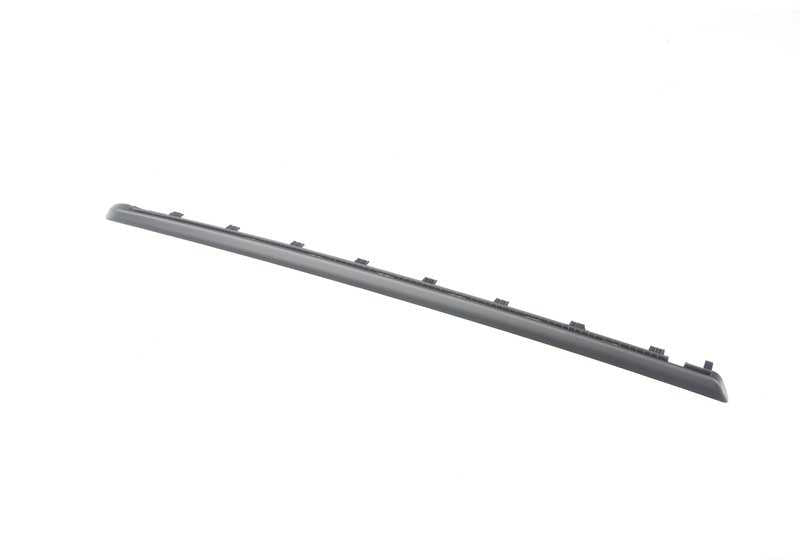 Moldura trasera derecha OEM 51427281474 para BMW F30, F31, F80. Original BMW.