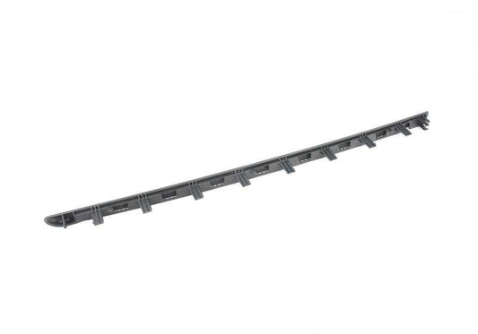 Moldura trasera derecha OEM 51427281474 para BMW F30, F31, F80. Original BMW.