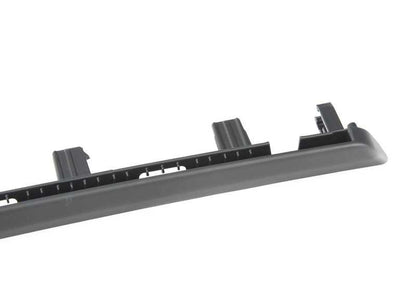 Moldura trasera derecha OEM 51427281474 para BMW F30, F31, F80. Original BMW.