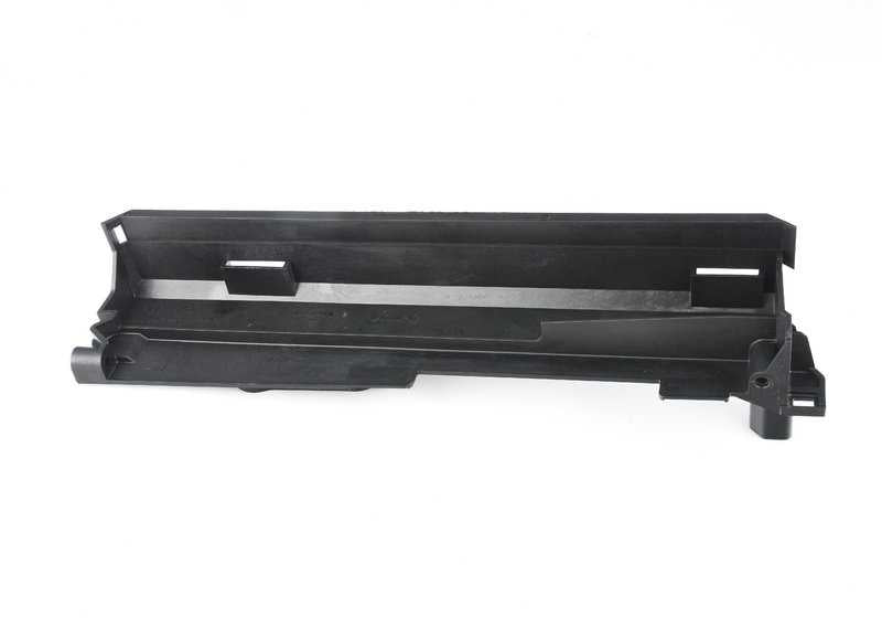 Soporte módulo derecho OEM 17117616026 para BMW i3 (I01, I01N). Pieza de fijación del radiador. Original BMW.