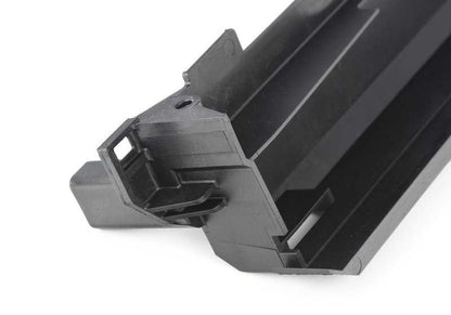 Soporte módulo derecho OEM 17117616026 para BMW i3 (I01, I01N). Pieza de fijación del radiador. Original BMW.