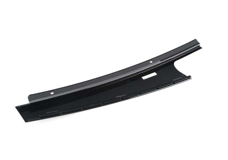 Embellecedor OEM 51357410046 para el pilar B de la puerta trasera derecha (BMW G01, G08, F97). Original BMW.