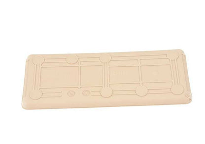 Tampa frontal OEM 51168242844 para BMW 3 E46 Series. Cor bege clara. Ele é instalado no console central como parte do compartimento de slides. BMW original.