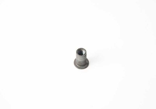 Tuerca remachable plana OEM 07147110996 para BMW Motorrad E81, E82, E87, E88, E90, E84, G05, G06, G07, G09, i3 (I01), i8 (I12). Pieza original BMW Motorrad.