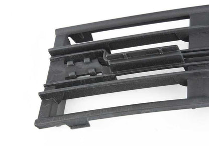 Rejilla de entrada de aire izquierda OEM 51117295275 para BMW F01N, F02N. Pieza original BMW.