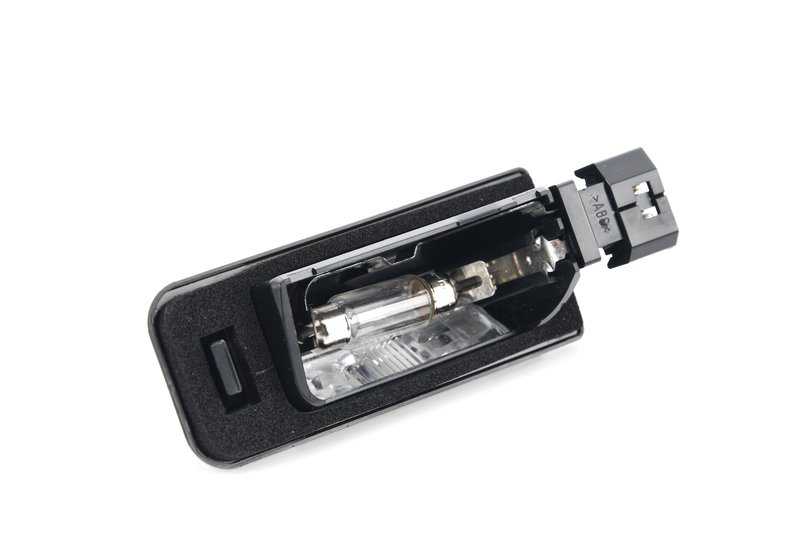 Luz de matrícula OEM 63261387047 para BMW E36. Original BMW.