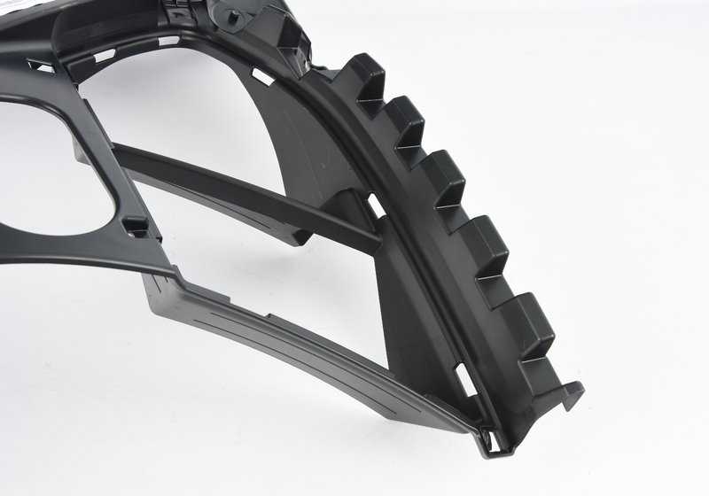 Supporto a sinistra per BMW G80, G81, G82, G83 (OEM 51118069415). BMW originale.