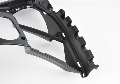 Supporto a sinistra per BMW G80, G81, G82, G83 (OEM 51118069415). BMW originale.