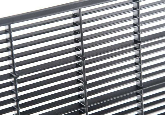 Rejilla superior antigravilla OEM 17119882365 para BMW G87, G80, G81, G82, G83. Pieza original BMW.