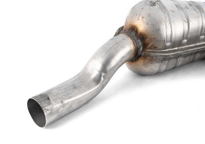 Silencioso intermedio OEM 18107504979 para BMW E39. Compatible con todas las versiones del BMW Serie 5 E39. Pieza original BMW.