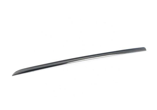 Moldura puerta izquierda inferior negro cromo OEM 51137397869 para BMW G12 (Serie 7: 725Ld, 730Ld, 730Ld xDrive). Original BMW.