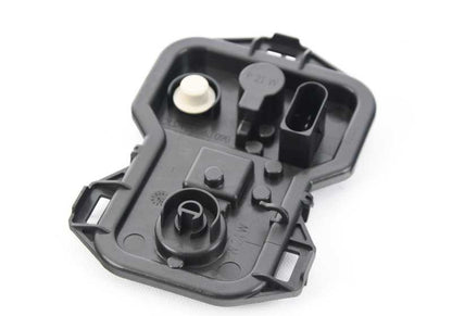 Portabombillas trasero lateral OEM 63217390231 para BMW F26 (X4). Pieza original BMW.