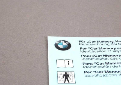 Key Memory Indicative Platte für BMW E46, E34, E39, E60, E61, E63, E64, E38, E83, E53, E85, E86, E52 (OEM 71236906390). Original BMW.