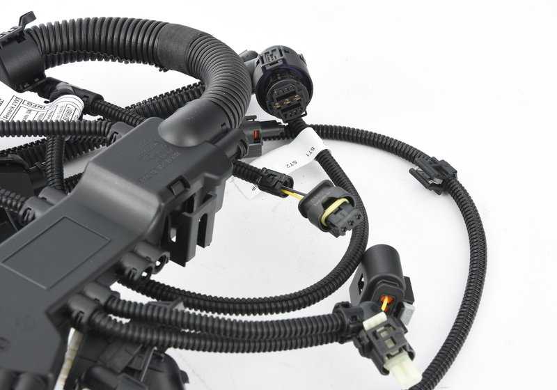 Cablaggio per la BMW 2 F22 Series, F23, 3 F30N, F34N, 4 F32 Series, F33, F36 (OEM 12518631665). BMW originale.