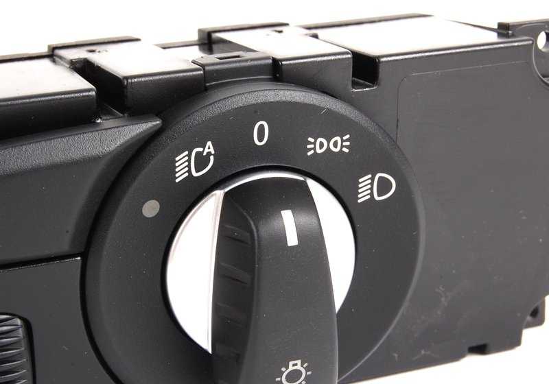 Unità di controllo della luce per BMW E60N, E61N (OEM 61319135574). BMW originale