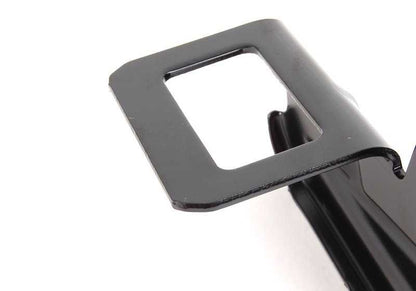 Soporte inferior derecho del módulo de refrigeración OEM 51647117812 para BMW E81, E82, E87, E88, E90, E91, E92, E93, E84. Original BMW.