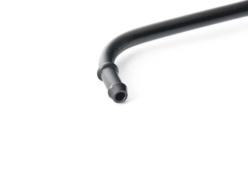 Manguera OEM 13901403010 para BMW E36. Compatible con todos los modelos de la serie E36. Original BMW.