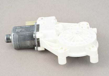 Motor elevalunas delantero derecho OEM 67627046034 para BMW Z4 E89 (sDrive18i, sDrive20i, sDrive23i). Original BMW.